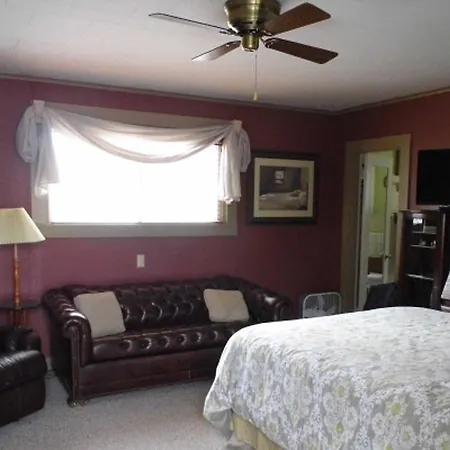 Otter Creek Inn Exterior photo