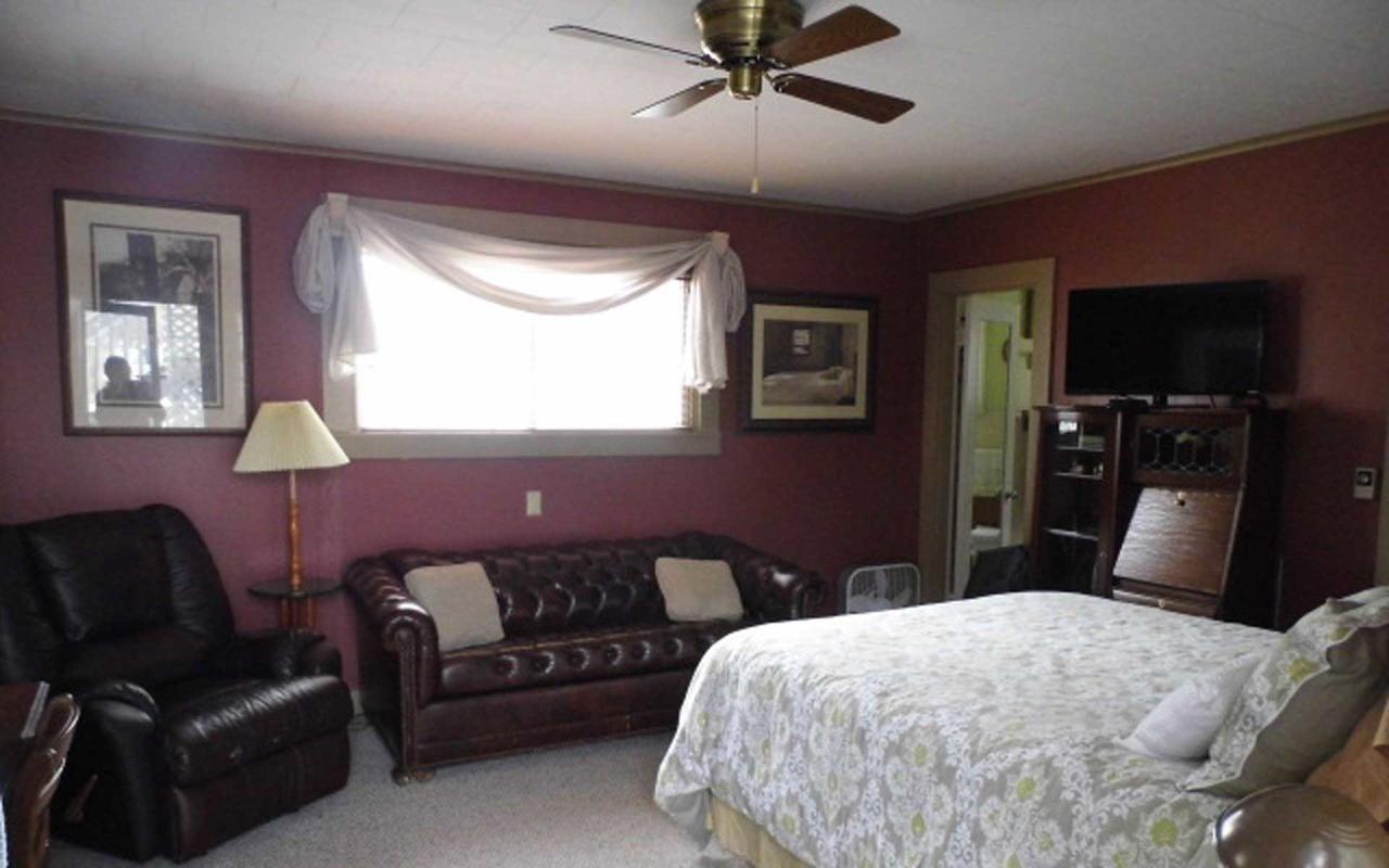 Otter Creek Inn 2*